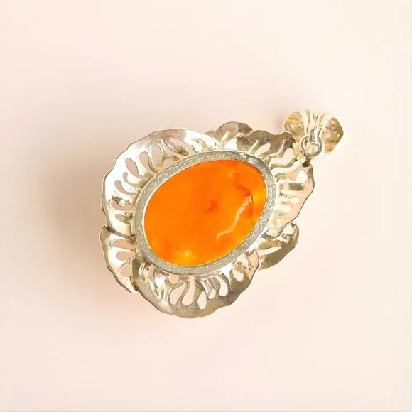 Butterscotch Amber Pendant in Sterling Silver (Pendant Only) - Picture 5 of 6